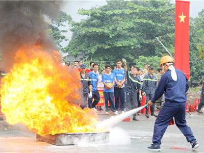 07 đối tượng phải được huấn luyện, bồi dưỡng nghiệp vụ về phòng cháy và chữa cháy